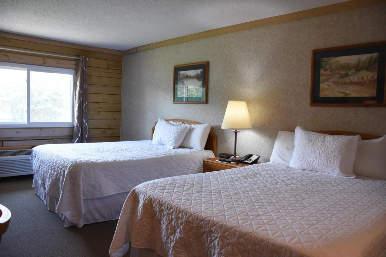 Paddle Wheel Inn Oregon Room photo