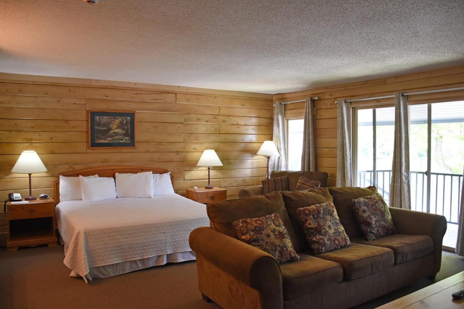 Paddle Wheel Inn Oregon Room photo