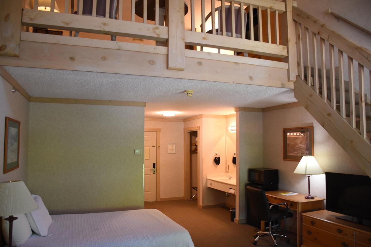 Paddle Wheel Inn Oregon Room photo